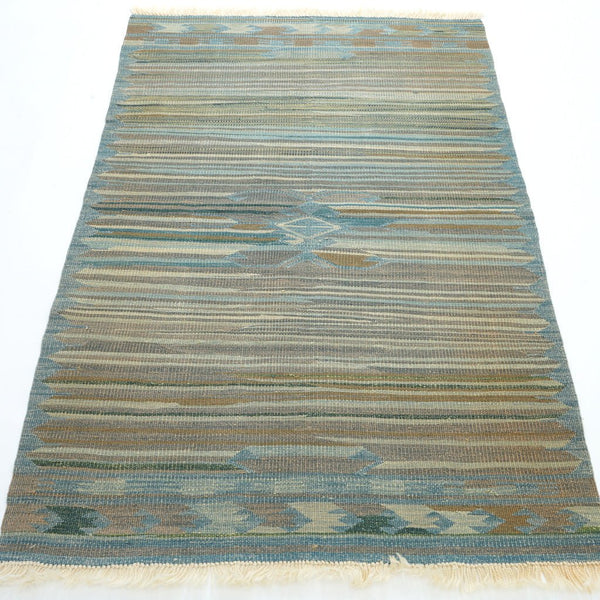Fine Kilim, 168 x 106 cms